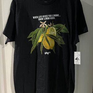 t-shirt NWT
